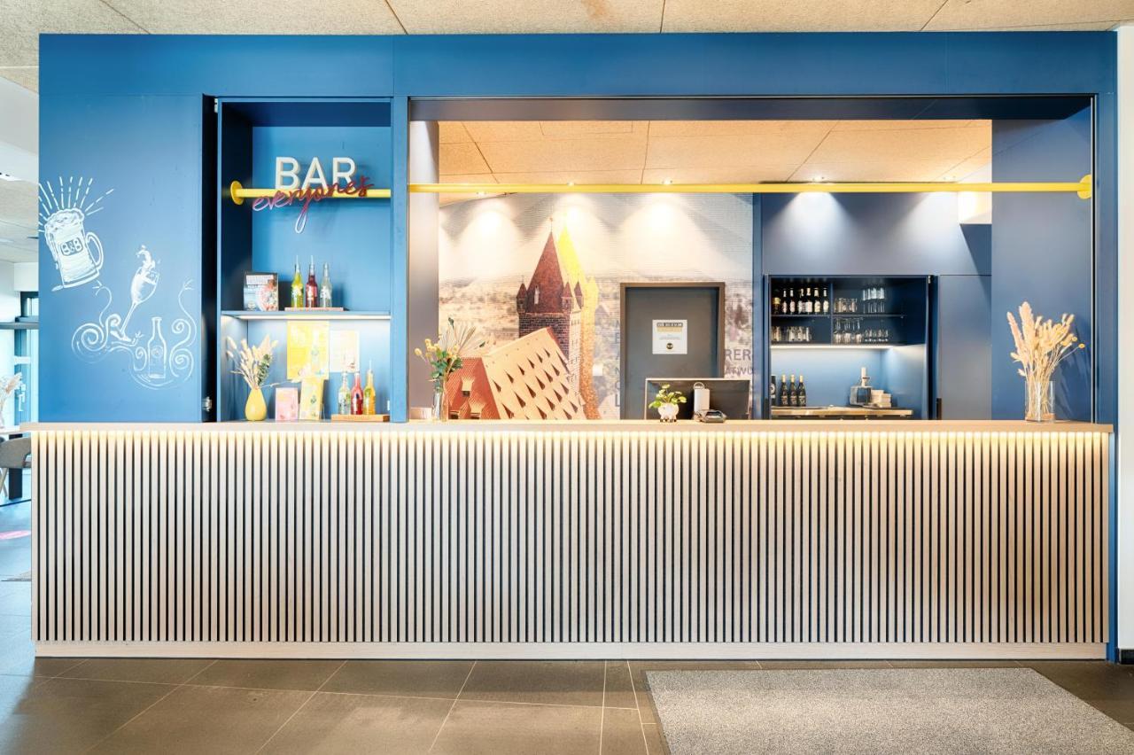 B&B Hotel Nuernberg-Plaerrer エクステリア 写真